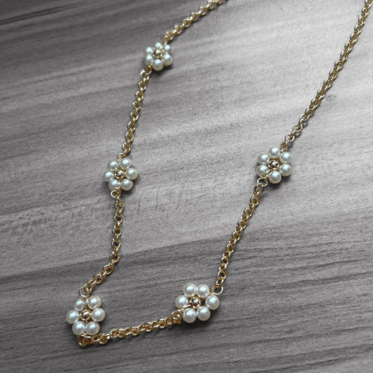 Florecita necklace